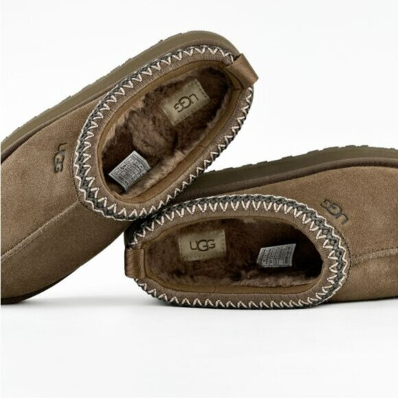 UGG Women's Brown Platform Shoes  ❤️❤️❤️ - Picture 6 of 7